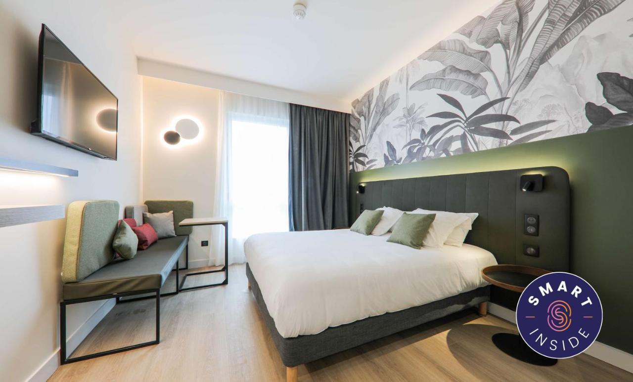 Campanile Smart Lyon Est - Eurexpo Bron Aviation Hotel Saint-Priest  Eksteriør billede