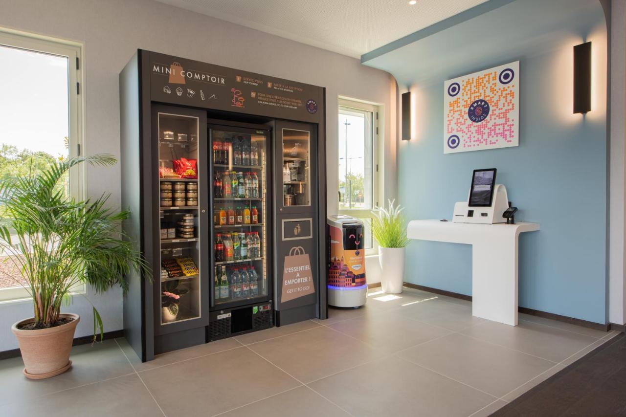 Campanile Smart Lyon Est - Eurexpo Bron Aviation Hotel Saint-Priest  Eksteriør billede