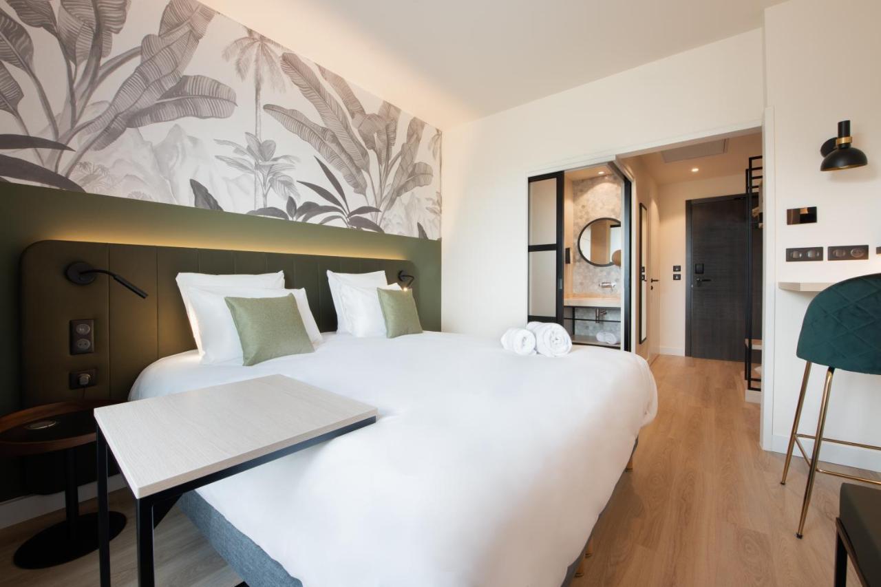 Campanile Smart Lyon Est - Eurexpo Bron Aviation Hotel Saint-Priest  Eksteriør billede